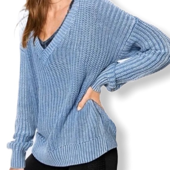 LOVEPINK FORENZA SWEATER NWT - Picture 2 of 6